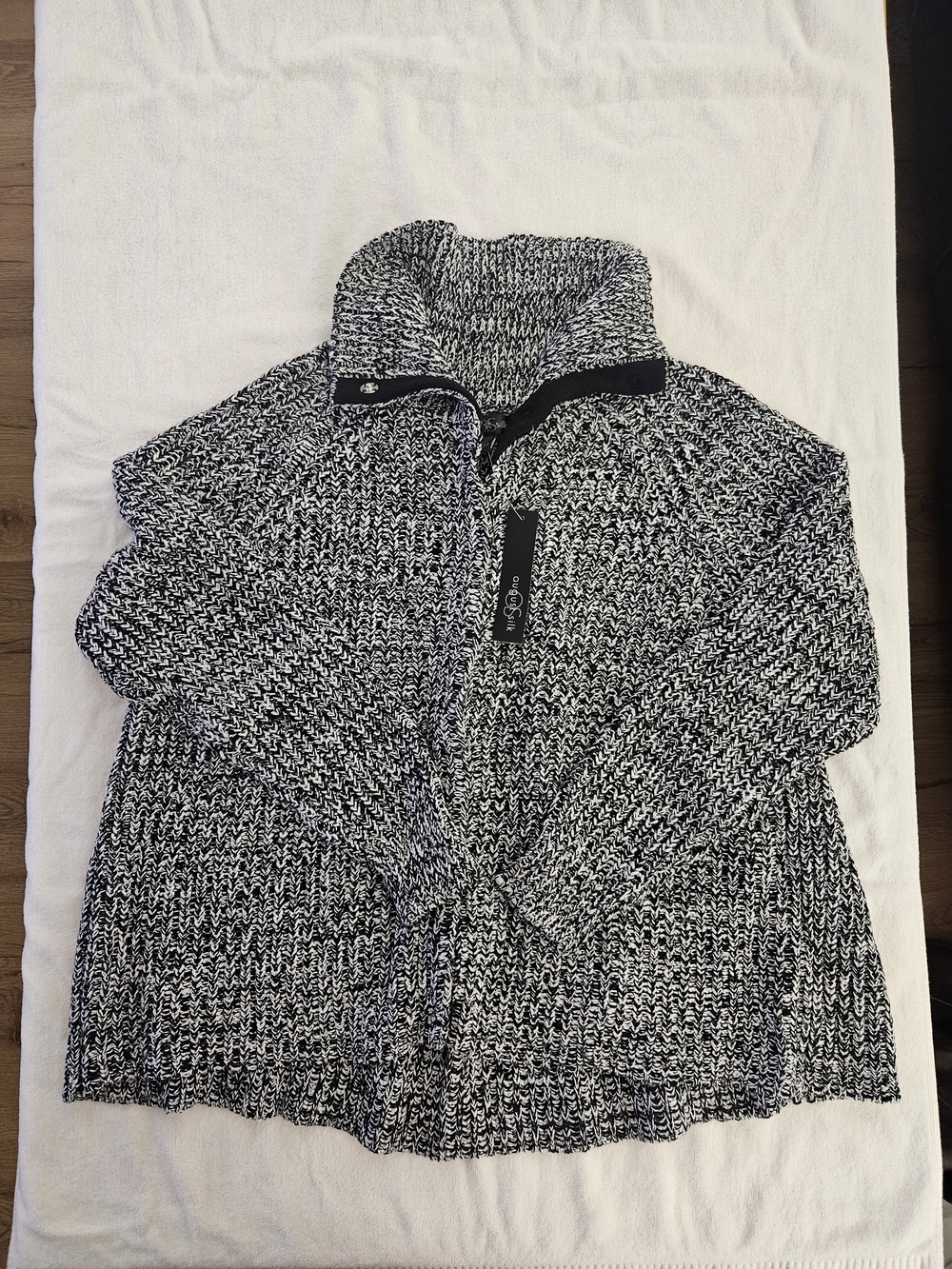 August Silk NWT Black White Marl Knit Mock Neck Button Up Sweater Cardigan L